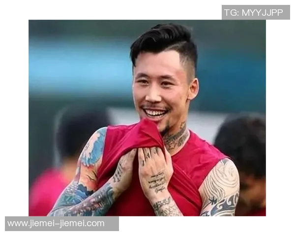 足球球星手臂纹身背后的故事与意义揭秘 他们为何选择在肌肤上留下这些标志 足球球星手臂纹身背后的故事与意义揭秘 他们为何选择在肌肤上留下这些标志
